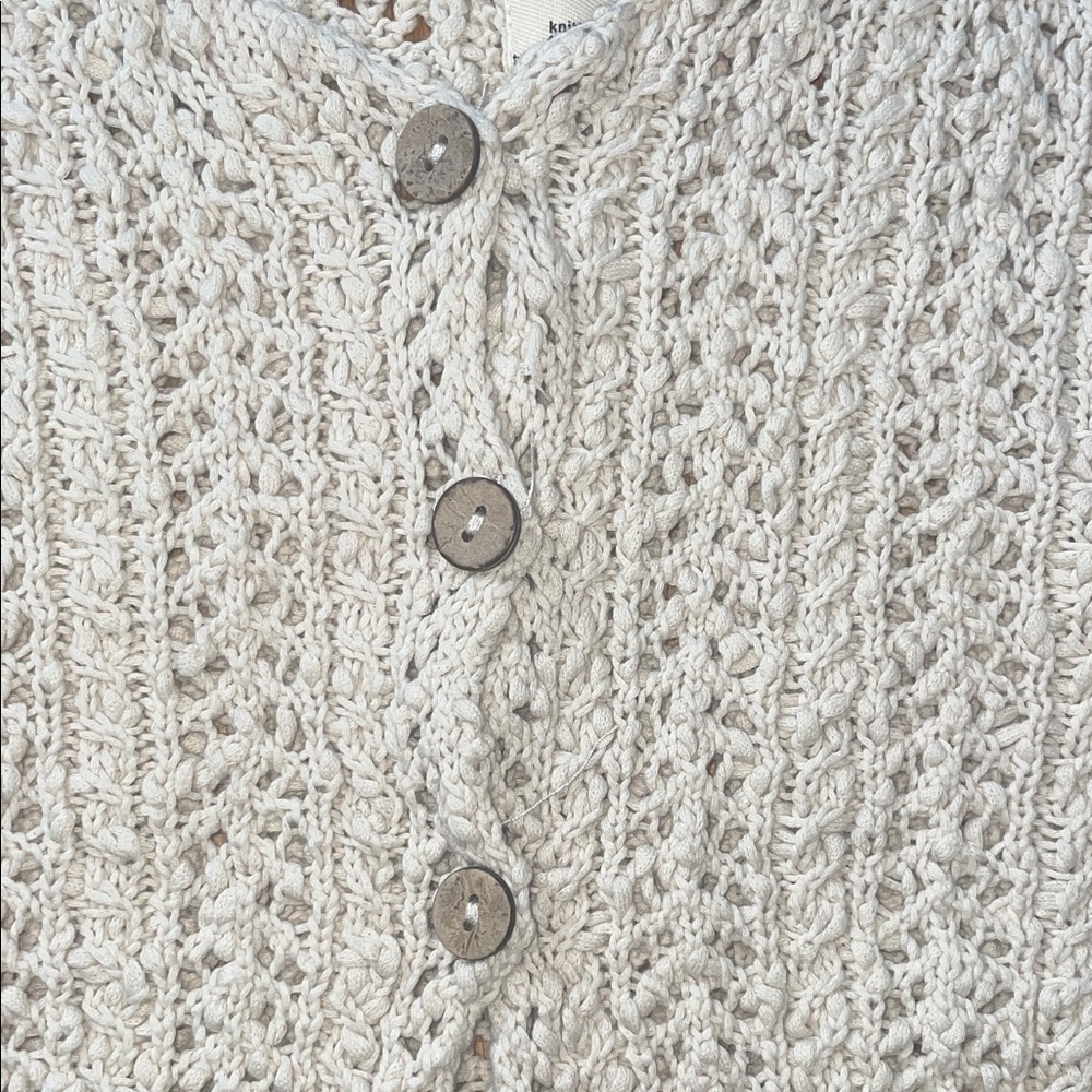 ā”Cream Crochet Knit Button-Up Crop Top - Picture 3 of 4